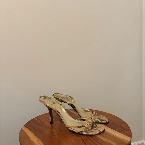 Stuart Weitzman Beige and Brown Heels Size 10 - Picture 3 of 7